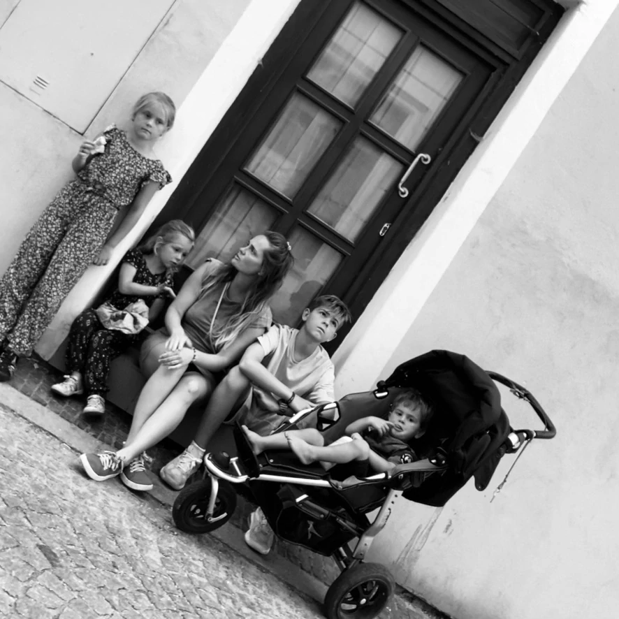 mnohamamy.cz | Kateřina Suchánková | Kniha o mnohočetném rodičovství, terapeut Transformační psychologie