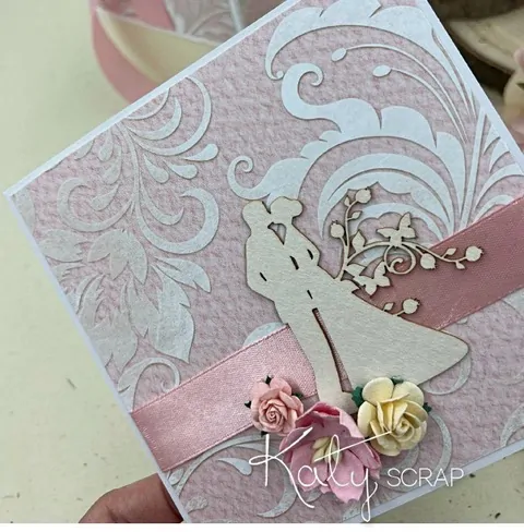 krabickynapenize.cz | Kateřina Zilvarová | Proměním vaše peníze v elegantní dárek