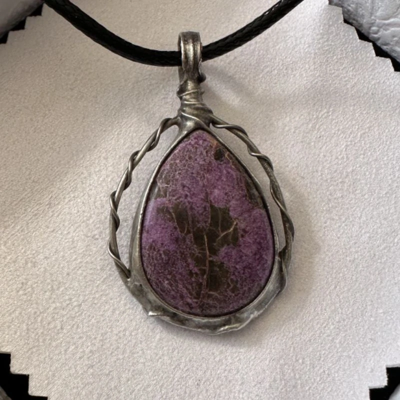 ateliermeduse.cz | Pavla Bajgarová | Ateliér Mé Duše – originální šperky s minerály